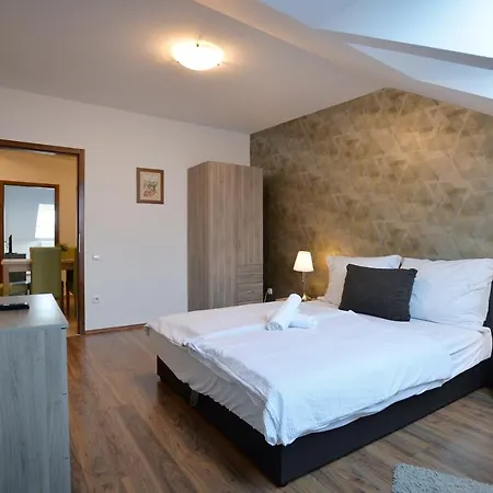 Corner Apartment *