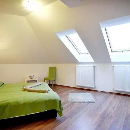 Corner Apartment Eger