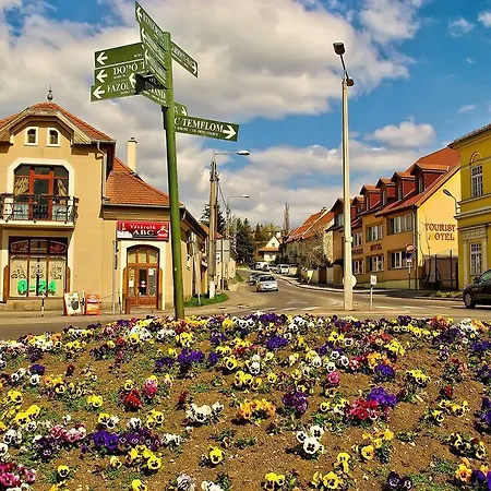 Apartment Corner Eger